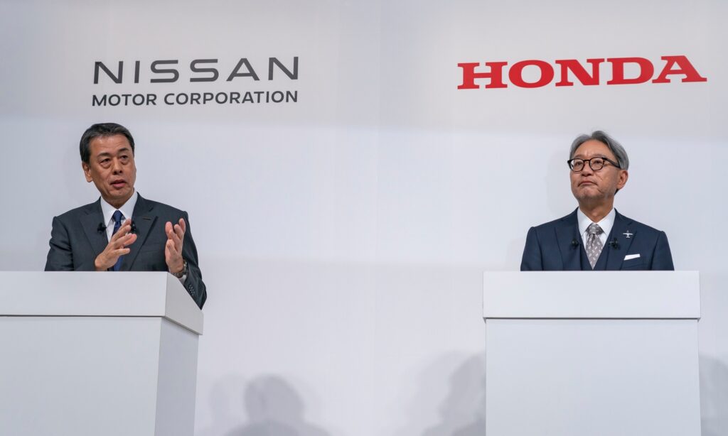 Nissan - Honda fusión