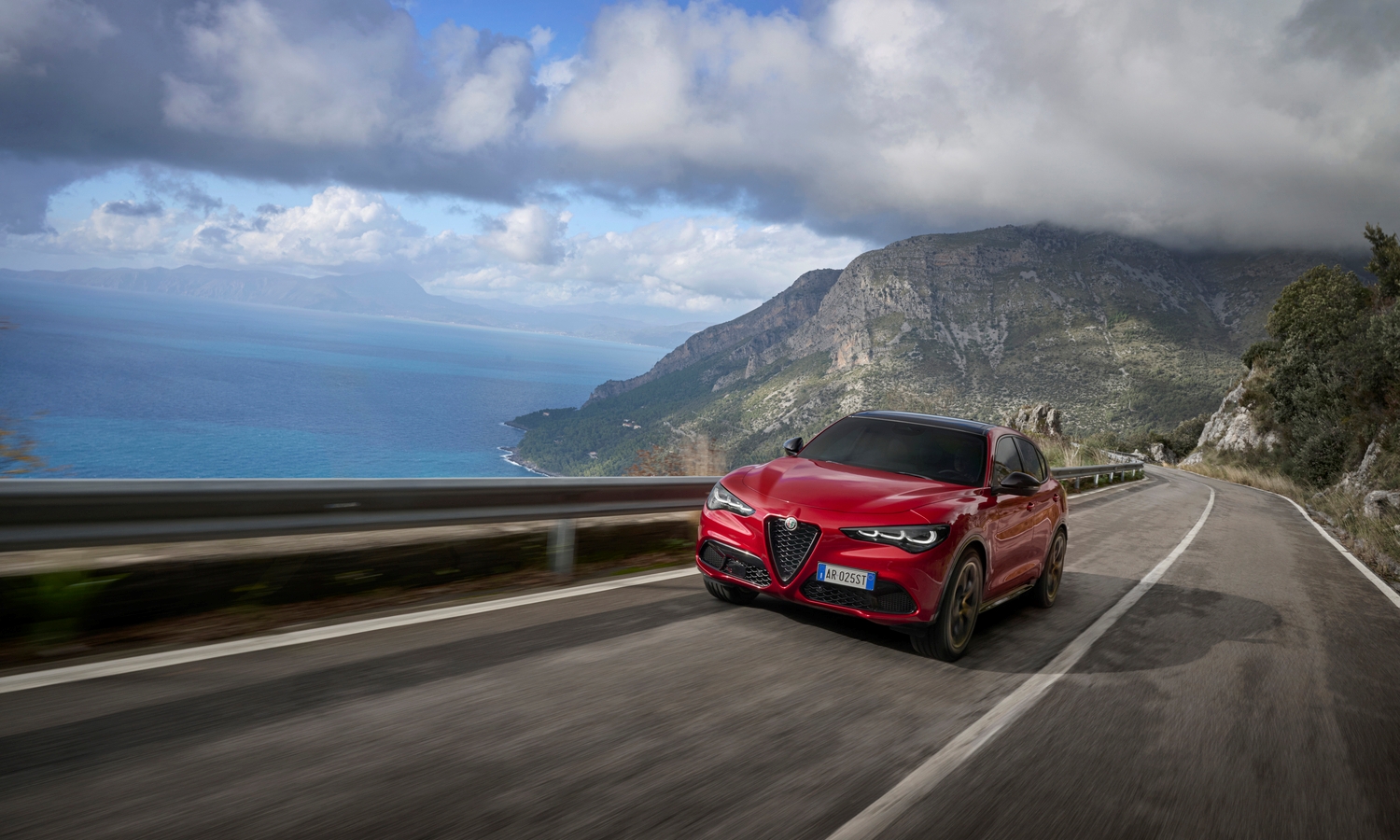 Alfa Romeo Stelvio Intensa 0