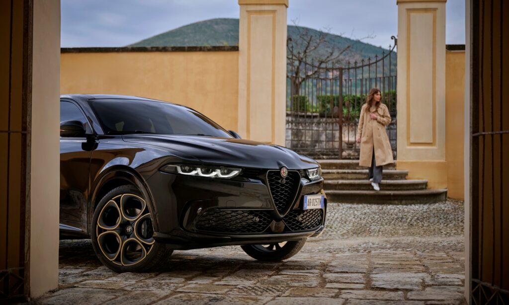 Alfa Romeo Tonale Intensa 1