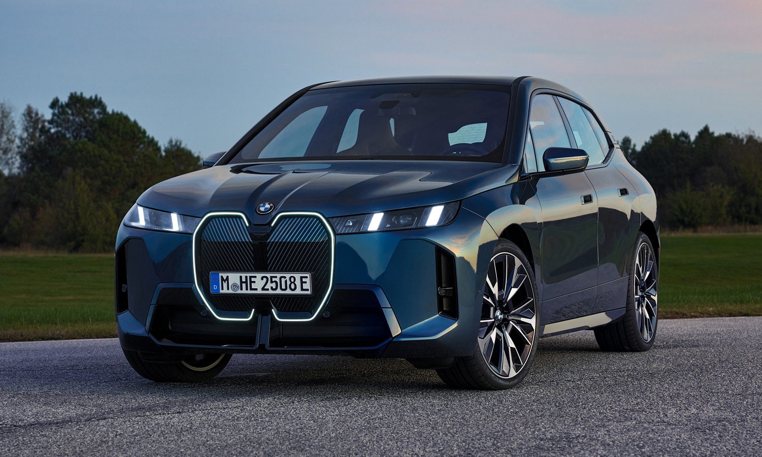 Descubre todas las novedades del nuevo BMW iX 2025: Rendimiento, diseño ...