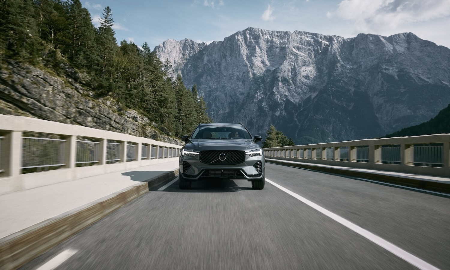 Sonn Der Atemberaubende Volvo Xc60 R Design Perfektion Auf Radern