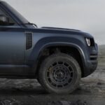 Land Rover Defender OCTA 2026 5
