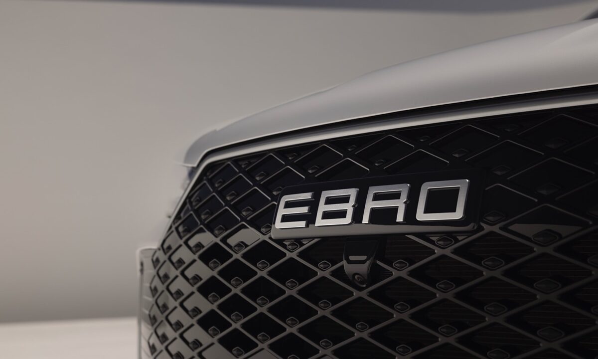 Ebro S400 en España: Precios, versiones y equipamiento del SUV híbrido ...