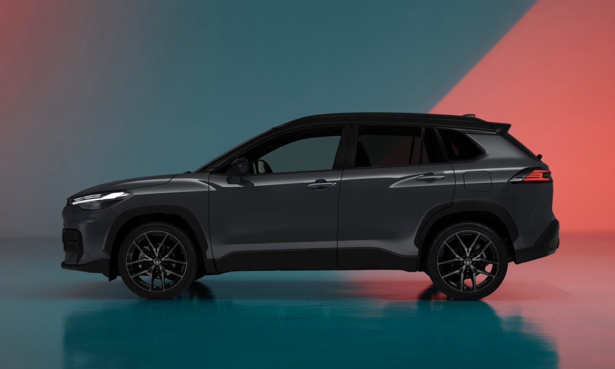 La Toyota Corolla Cross 2025 reçoit une mise à jour : nouvelles ...