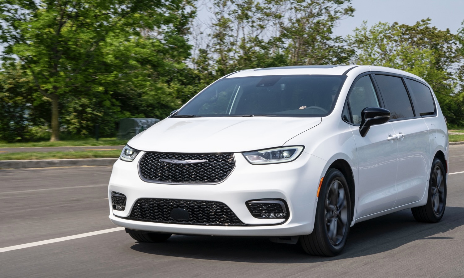 2026 Chrysler Pacifica 100th Anniversary Edition