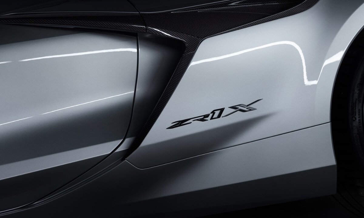 Chevrolet Corvette ZR1X 2