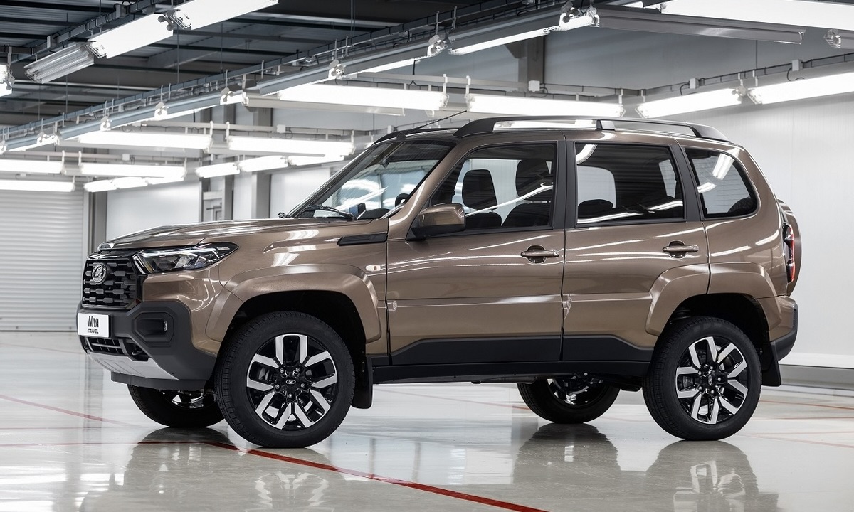 Lada Niva Travel 2