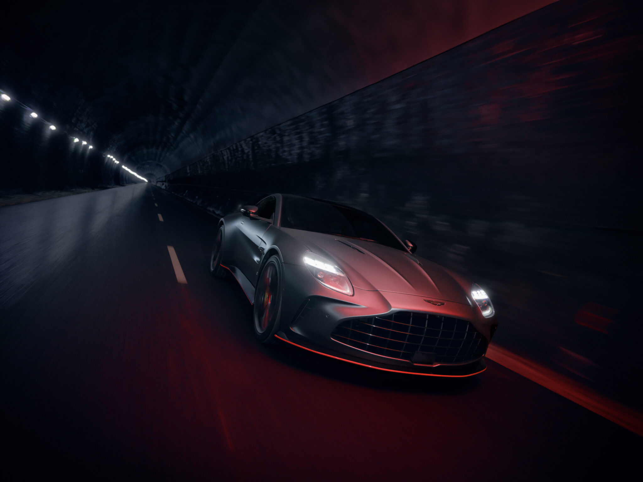 Aston Martin Vantage S (1)