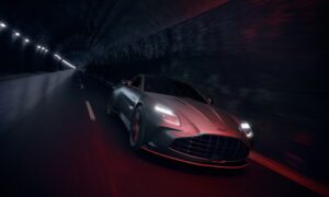 Aston Martin Vantage S_1