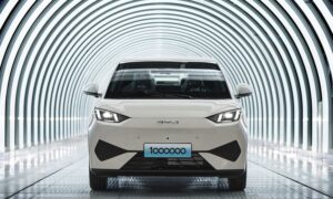 BYD DOLPHIN SURF - 1 millón unidades producidas(3)