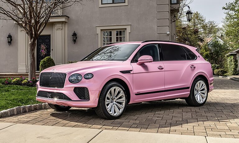 Bentley Bentayga EWB Mulliner in Candy Pink 0
