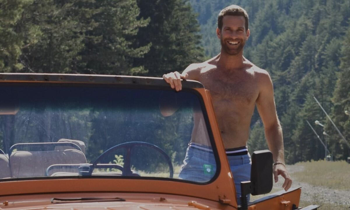 Multas de verano - Conducir sin camiseta puede ser peligroso