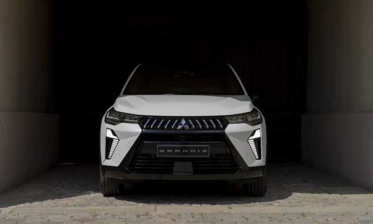 Nuevo Mitsubishi Grandis 2025 0