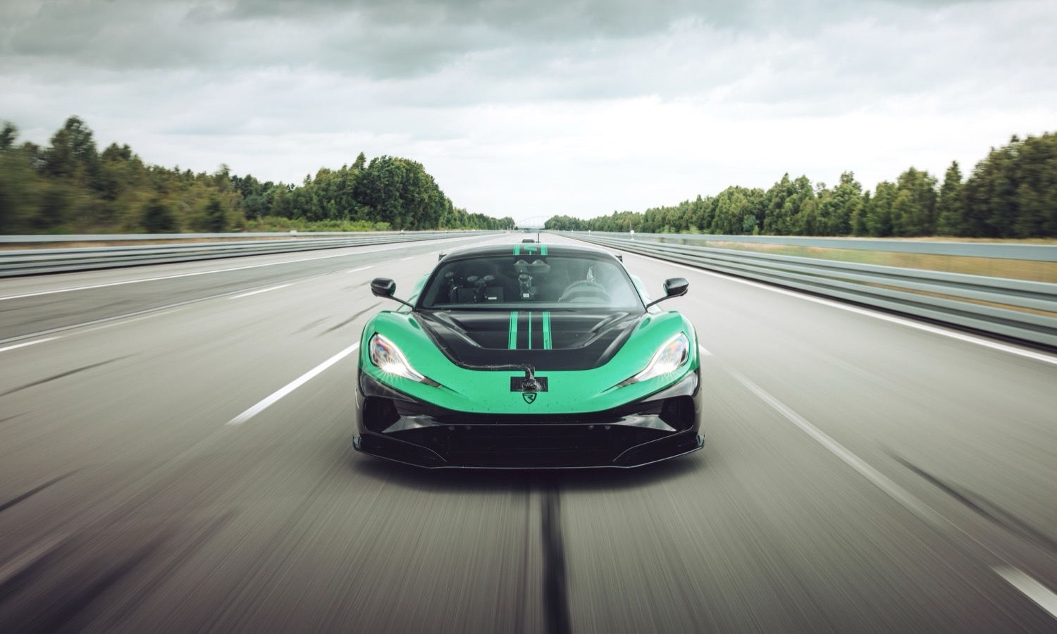 Rimac Nevera R_1