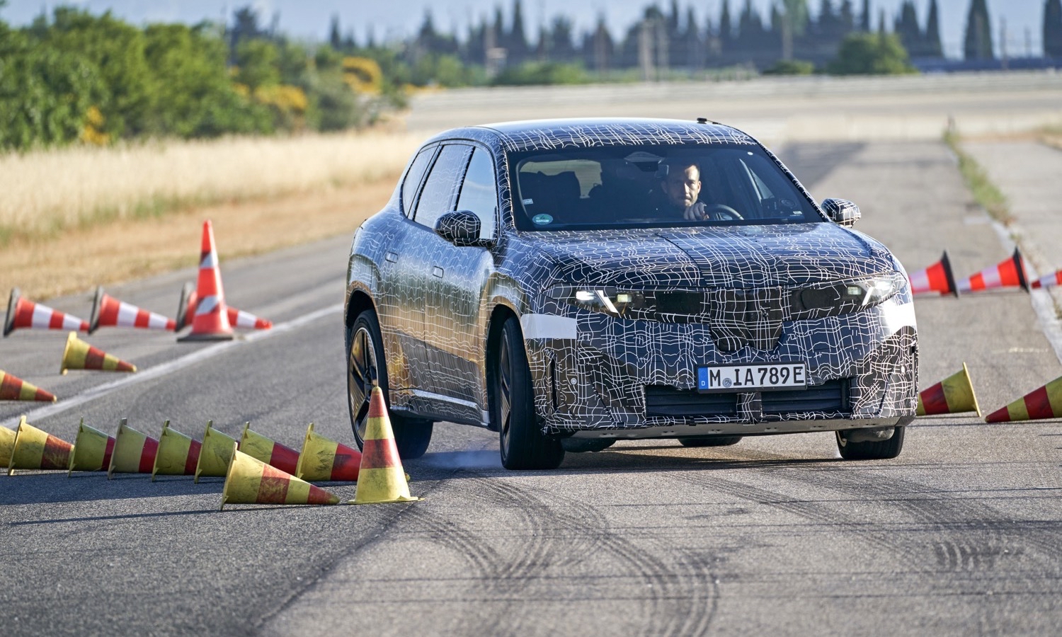 BMW iX3