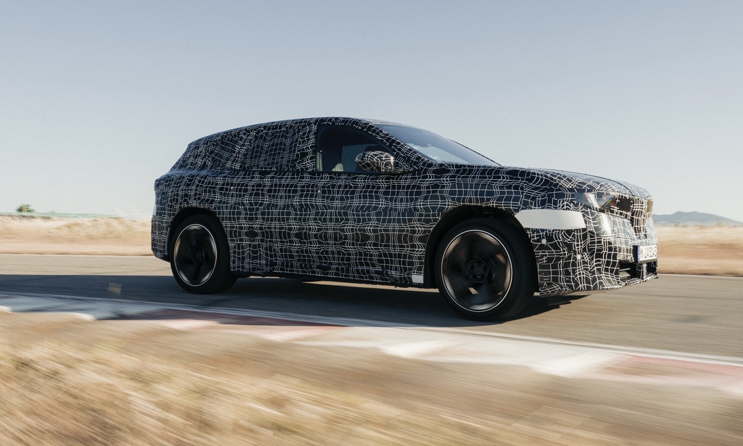 BMW iX3 dynamic spy photo_7
