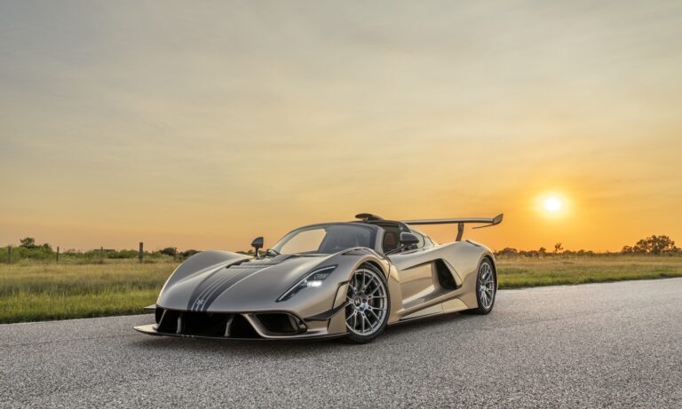 Hennessey Venom F5 Revolution LF_1