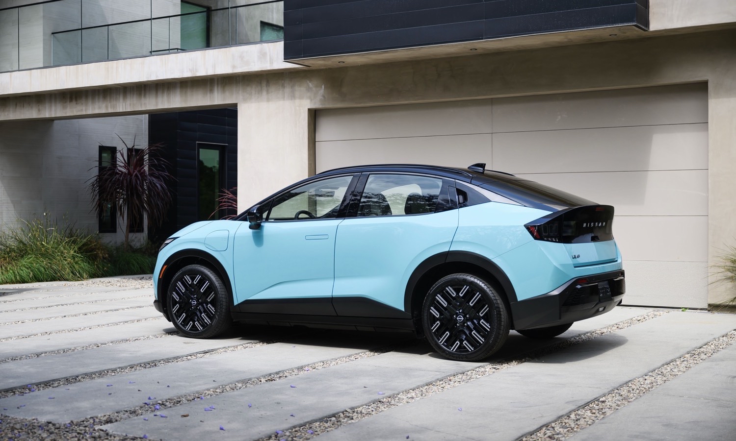 2026 Nissan LEAF