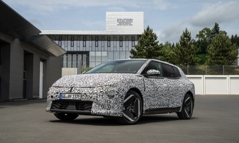 kia-ev4-endurance-nurburgring-static-highres-001