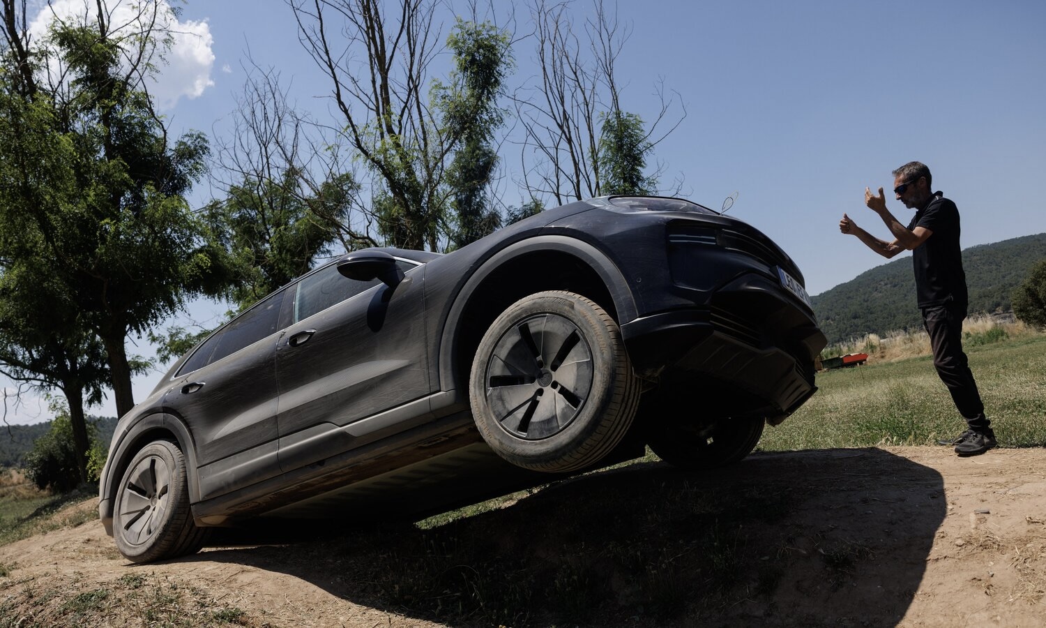 Porsche Cayenne Electric test drive 12