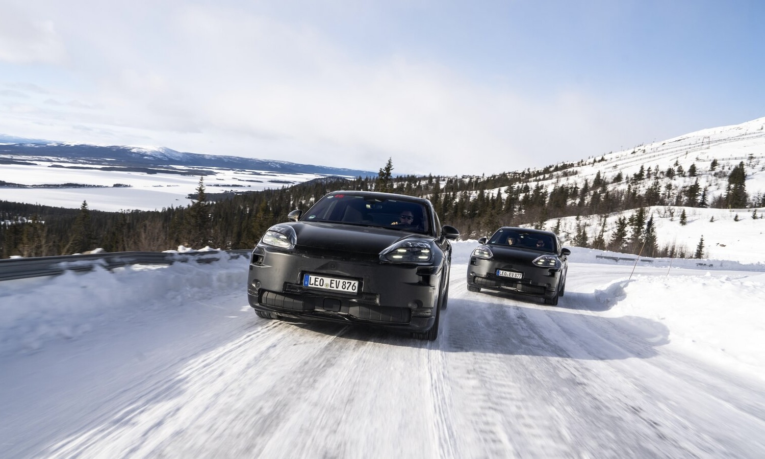 Porsche Cayenne Electric test drive 19