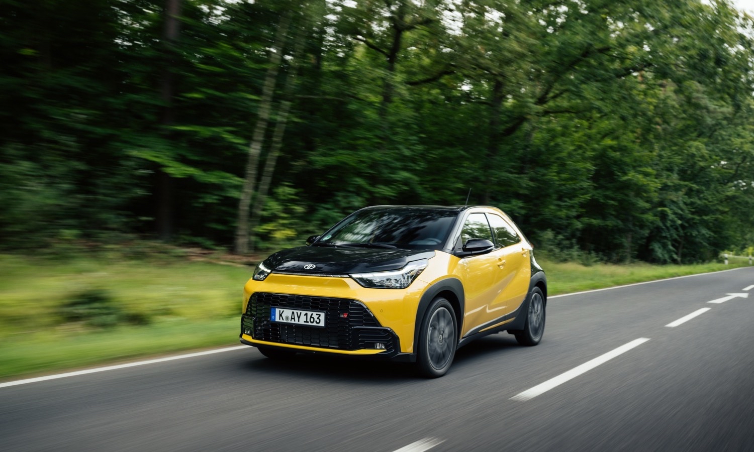 Toyota Aygo X Cross Hybrid Central Europe