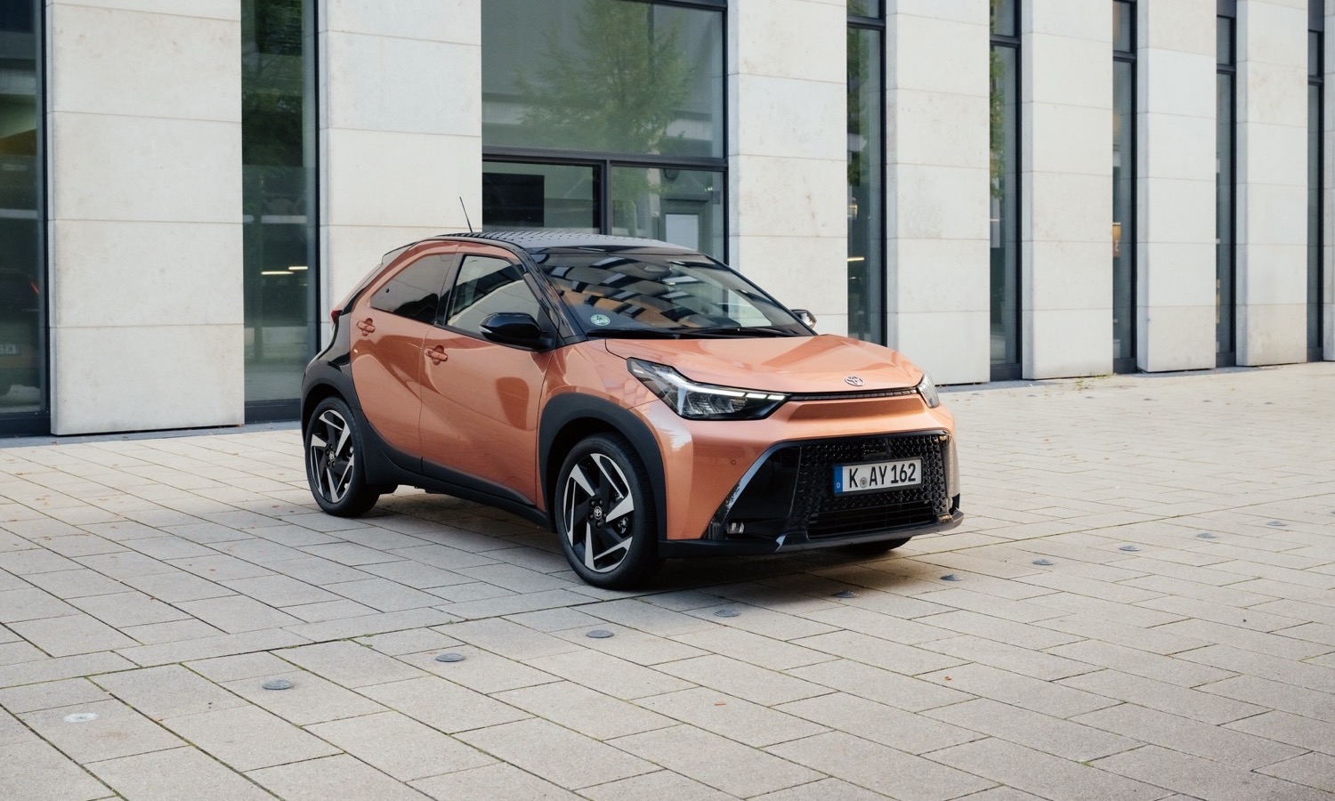 toyota-aygo-x-cross-hybrid-todo-sobre-el-urbano-h-brido-que-llega-a-espa-a