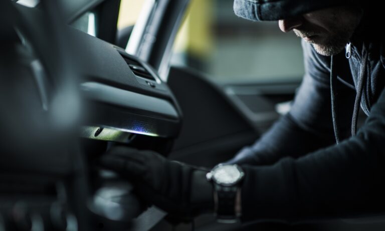 ladrones de coches