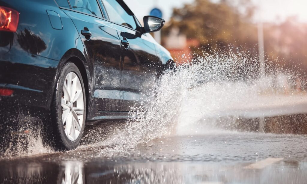 Conducir con lluvia 0