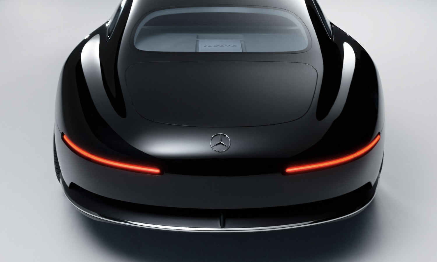 Mercedes-Benz Vision Iconic: Ein Meisterwerk für eine neue ikonische ÄraMercedes-Benz Vision Iconic: A masterpiece for a new iconic era