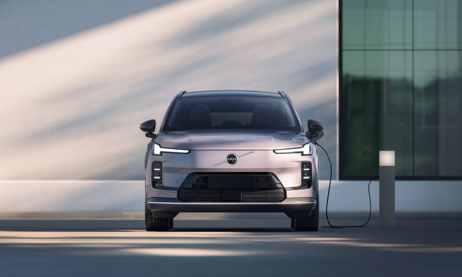 Volvo Cars reveals the new XC70 – a plug-in hybrid for every journey