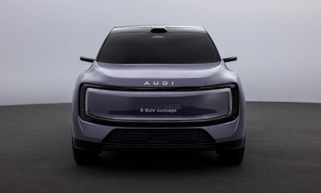 AUDI E SUV concept