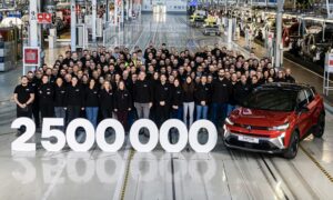Renault Captur 2,5 millones de unidades fabricadas en Valladolid