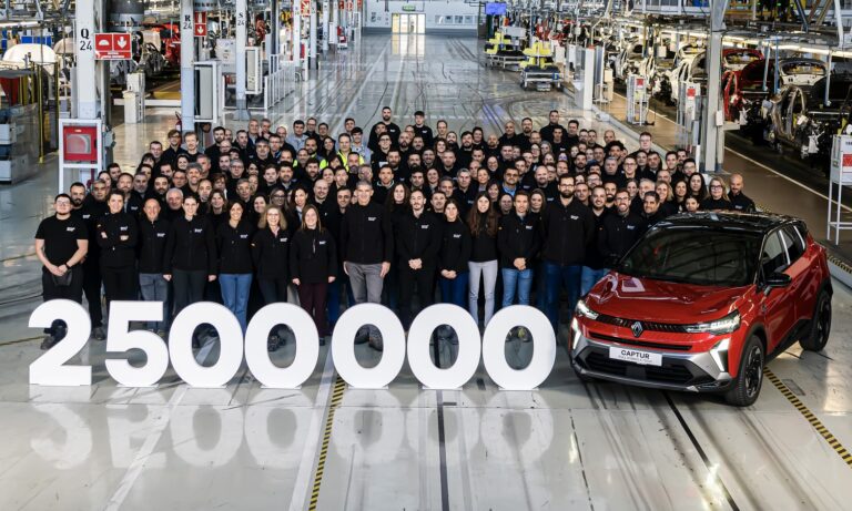Renault Captur 2,5 millones de unidades fabricadas en Valladolid