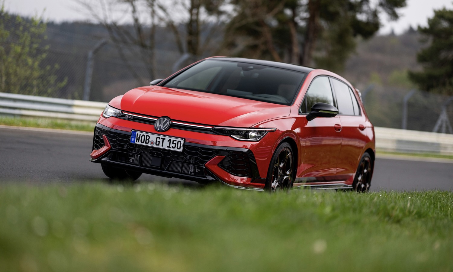 VW Golf GTI Clubsport 25h & VW Golf GTI 50 auf der Nordschleife - Foto: Gruppe C Photography