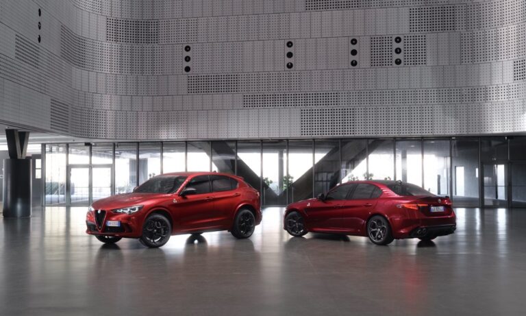 Alfa Romeo Giulia Quadrifoglio Collezione vs Alfa Romeo Stelvio Quadrifoglio Collezione_1