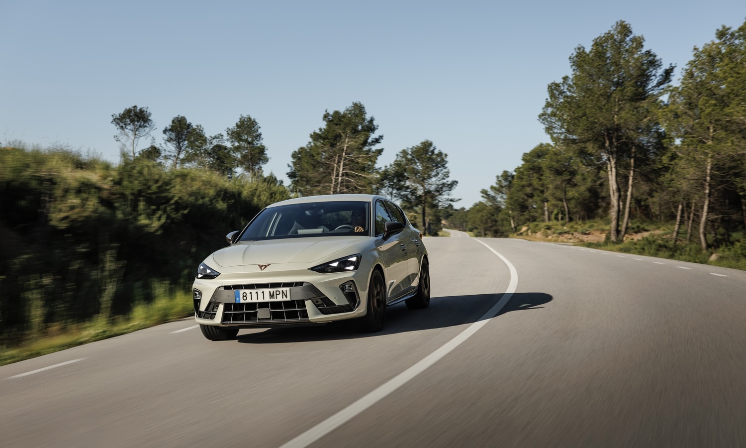 CUPRA-estrena-versiones-Beyond-Formentor-Leon-Terramar-01