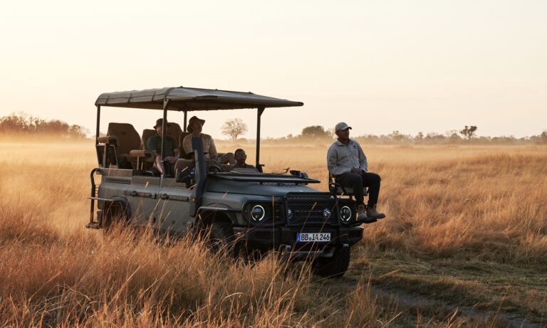 Ineos Grenadier Game Viewer by Ineos Kavango 0