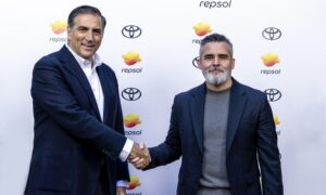 Repsol y Toyota sellan una alianza para descarbonizar la automoción 1