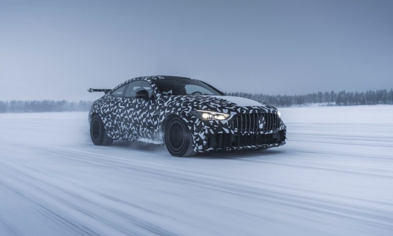 Kompromissloser AMG startet Kältetests in Schweden Uncompromising AMG begins cold-weather testing in Sweden