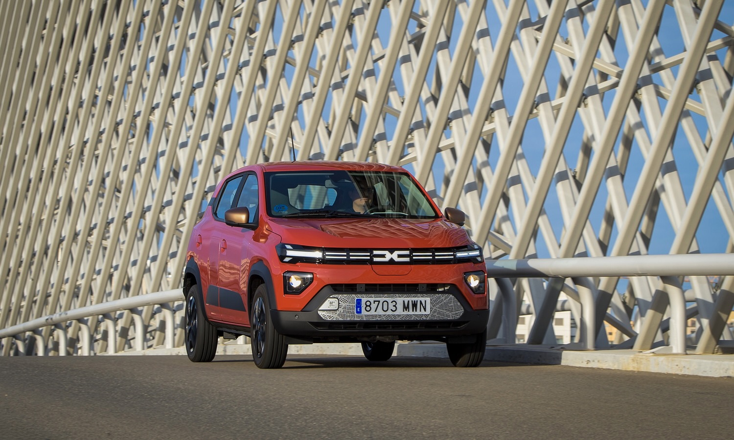 Nuevo Dacia Spring (1)