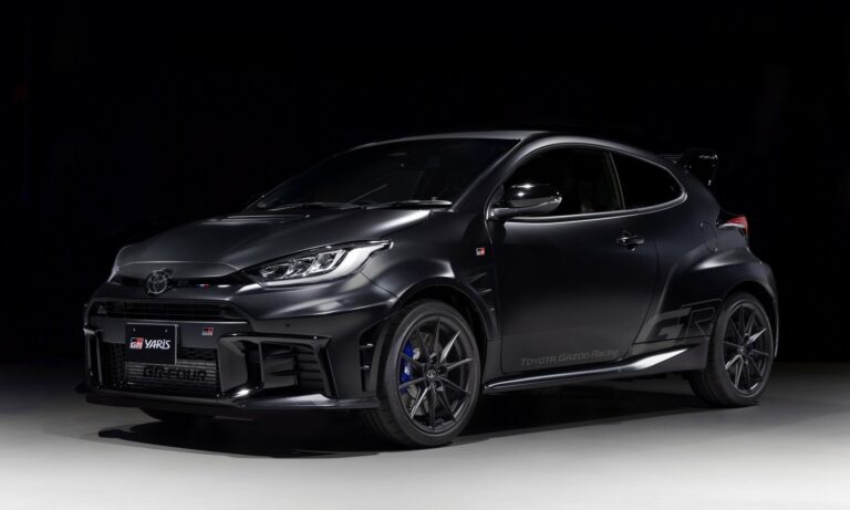 Toyota GR Yaris “Sébastien Ogier 9x World Champion Edition” 1