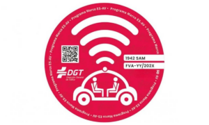 Etiqueta roja ES‑AV de la DGT
