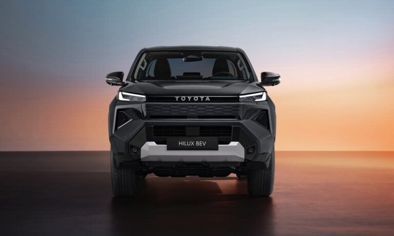 Toyota Hilux BEV 2026 0