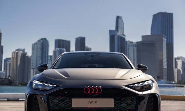 Audi RS 5: Debyytti kuumakierrosautona Formula 1:ssä