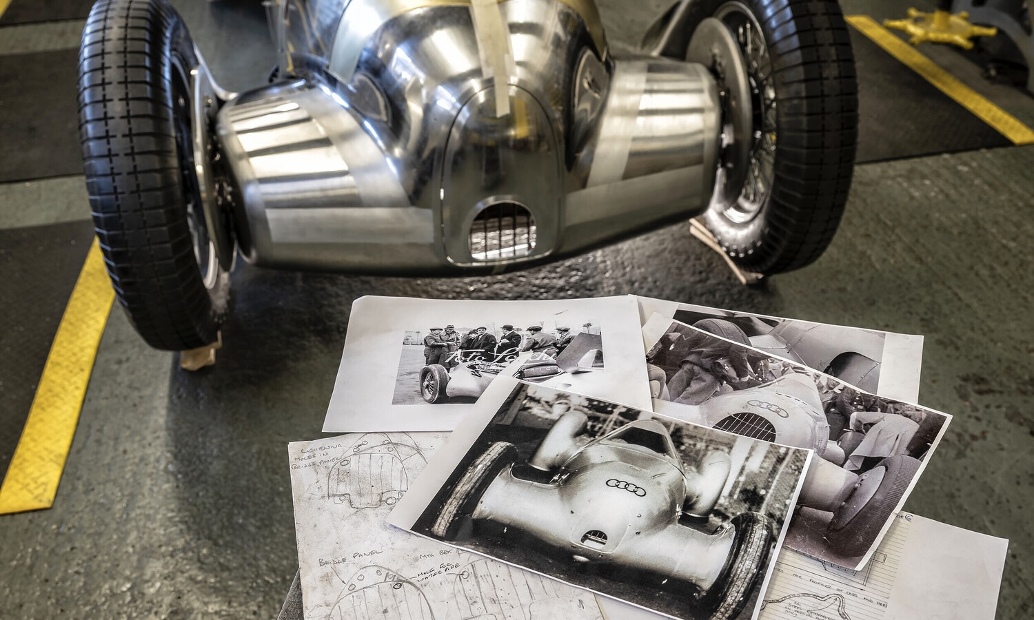 Audi had the Auto Union Lucca recreated by Crosthwaite & Gardiner based on historical photos and various other documents from the archives. After spending just over three years on its construction, the British restoration specialists completed the project in early 2026.