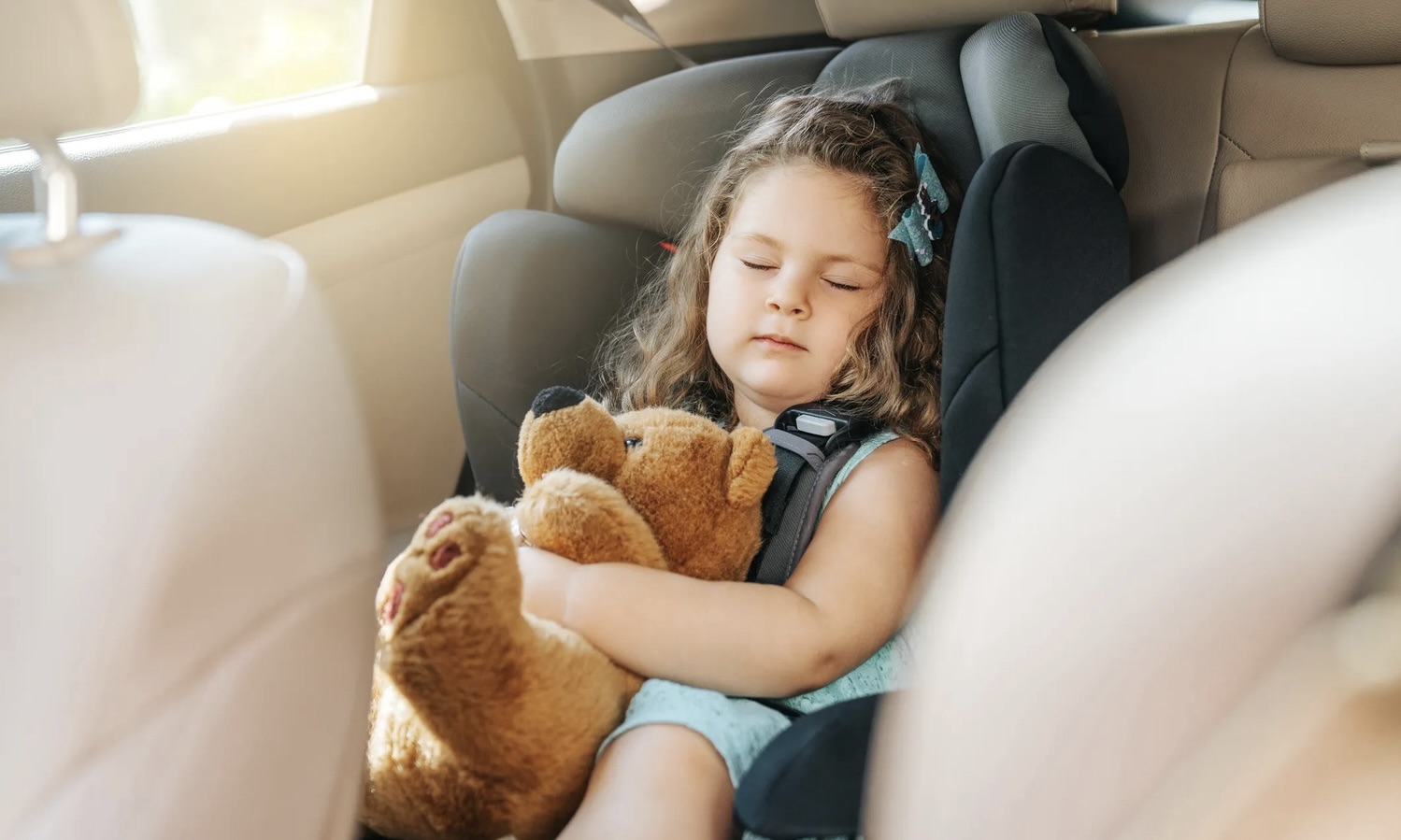 Evitar golpe de calor en el coche con niños 0