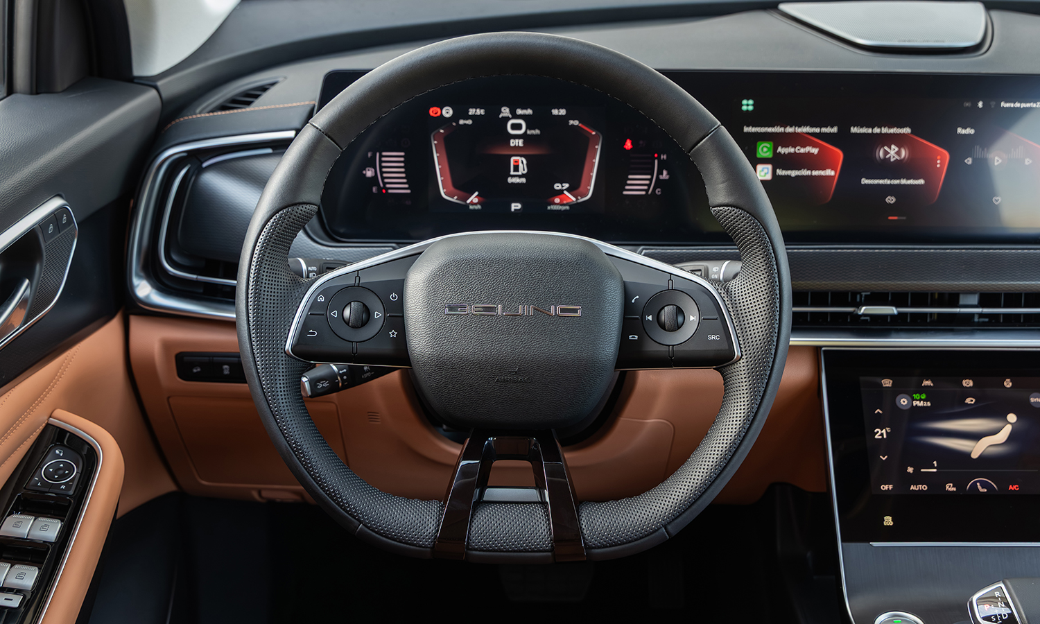 Prueba BAIC X75 interior