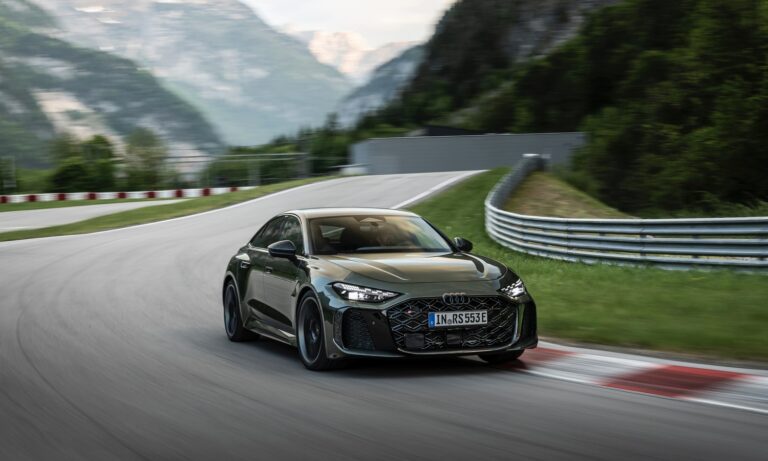Audi RS 5 Sedan