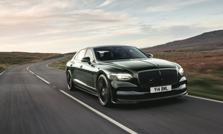 New Bentley Flying Spur 0